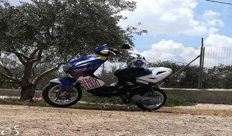 YAMAHA AEROX 50 4T Azul 2000 35000 kms Murcia