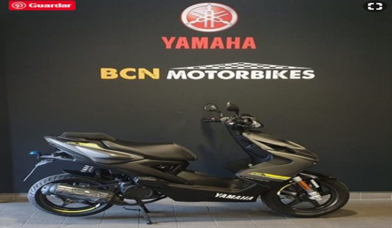 YAMAHA AEROX 50 4T Gris 2019 0 km Barcelona completo