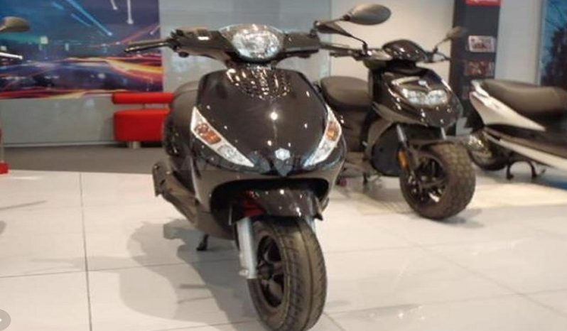 PIAGGIO ZIP 50 4T Gris 2014 10 kms Zaragoza completo
