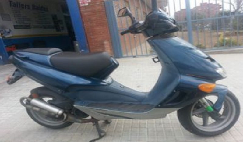 APRILIA SX 50 Azul 2003 15000 kms Barcelona completo