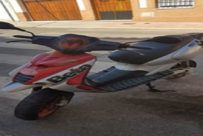 BETA ARK 50 Gris claro 2000 17000 kms Sevilla